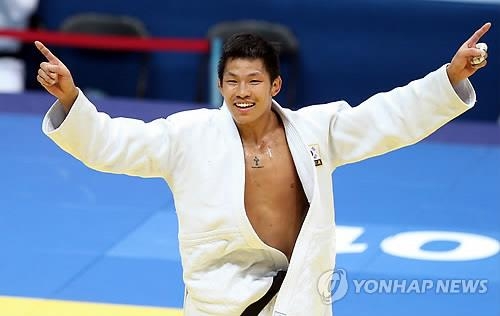 (LEAD) (Asiad) S. Korea wins gold in men's team judo competition - 2