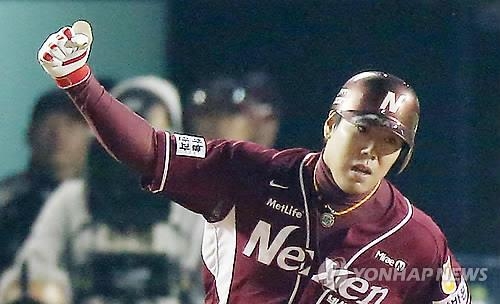 Nexen defeats LG to reach brink of baseball championship series - 2
