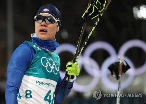 South Korean Nordic combined skier Park Je-un checks his time after competing in the individual Gundersen large hill/10-kilometer event PyeongChang Winter Olympic Games in PyeongChang, Gangwon Province, on Feb. 20, 2018. (Yonhap) 