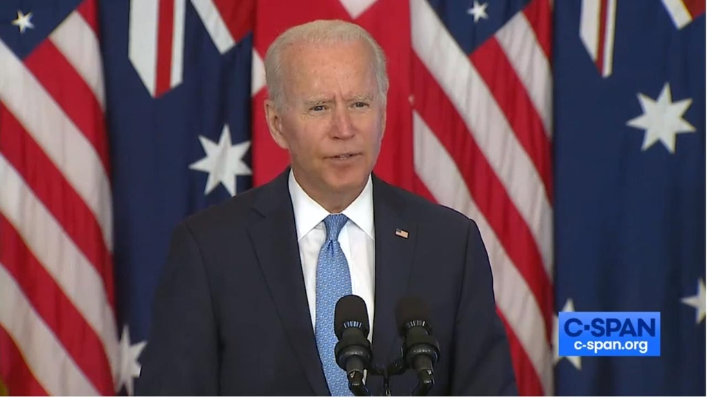 U.S. President Joe Biden speaks in a press conference at the White House in Washington on Sept. 15, 2021, to announce the launch of a new security partnership in the Indo-Pacific, called AUKUS, that involves Australia and Britain, in this image captured from the website of U.S. cable news network C-Span. (PHOTO NOT FOR SALE) (Yonhap)