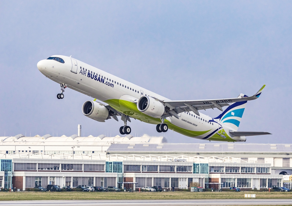 This file photo provided by Air Busan shows an A321neo passenger jet. (PHOTO NOT FOR SALE)(Yonhap)