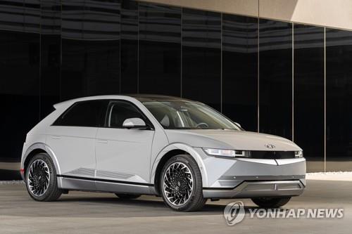 This file photo provided by Hyundai Motor shows the all-electric IONIQ 5 equipped with the EV-only E-GMP powertrain system developed by Hyundai Motor Group. (PHOTO NOT FOR SALE) (Yonhap)