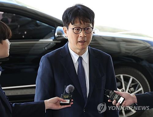 Senior prosecutor says probe into first lady to proceed according to law