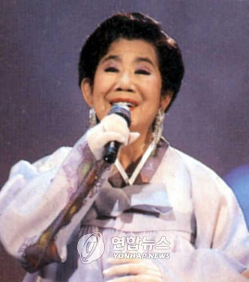 원로가수 백설희 씨 별세(종합) - 2