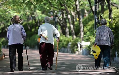 "혈액 검사로 알츠하이머성 치매 진단 가능" - 2