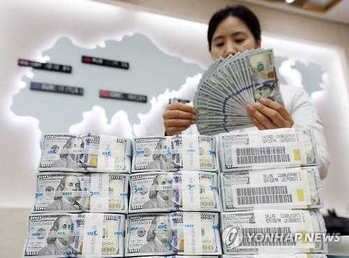 한국 투자매력 커졌다…대외 악재는 여전 - 2