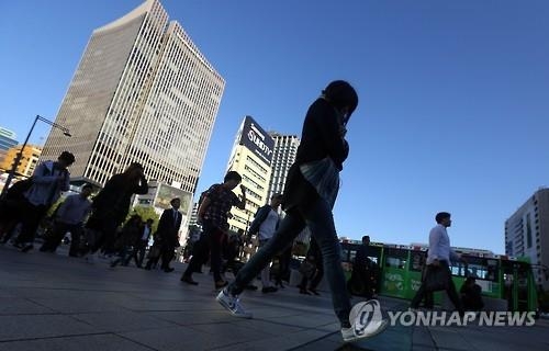 韓 근로시간 OECD 2위…독일보다 연간 4개월 더 일한다(종합) - 2