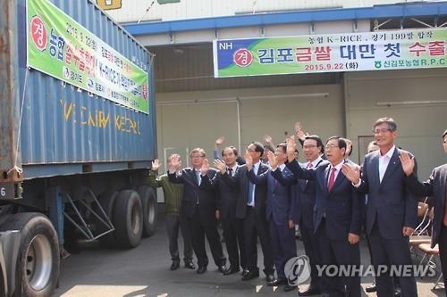 남아도는 쌀 '골머리'…2천만명 1년 식량이 재고로(종합) - 4