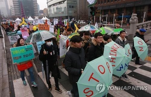 세계 주요도시서 기후 변화 시위…시위금지 佛선 신발 항의 전시(종합2보) - 5