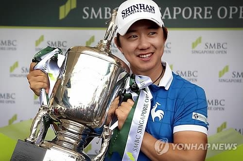 한국 男골퍼 세계 1위 제압은 양용은의 우즈 격침 이후 처음 - 2