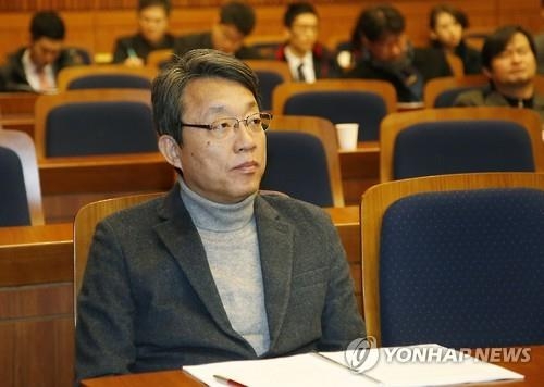 '원년 멤버' 김성식, 安과 재결합…국민의당 합류 - 2
