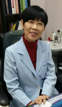 <사람들> 원미동 참의사 김서영 "어르신들은 모두 엄마 아빠죠" - 2