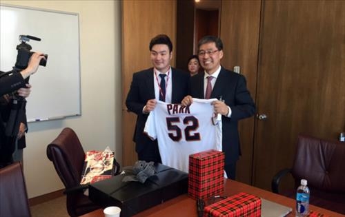 MLB닷컴 "박병호 미네소타행, 최고의 계약 10위" - 3