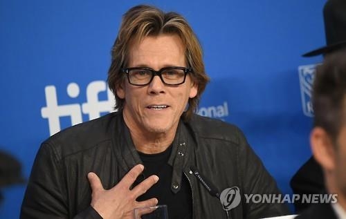'세상은 좁다'…"페이스북 이용자 3.57명 거치면 다 아는 사이" - 3