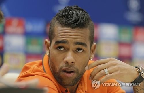 장쑤 쑤닝, 670억에 테세이라 영입…亞 최고 이적료 - 2