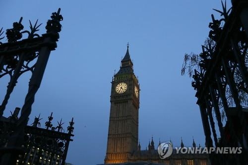 인도 IT기업, 빅벤보다 큰 디지털 시계탑 만든다 - 2