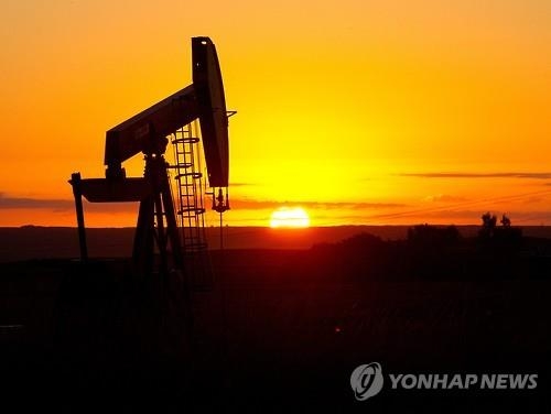 저유가의 저주…"오일시대 '공룡 석유기업' 사업모델 한계" - 2