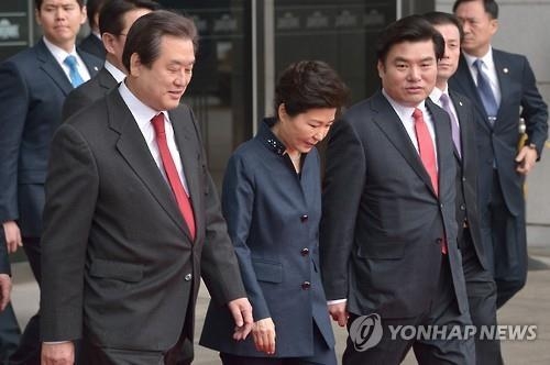 朴대통령, 김종인에 "오랜만입니다" 먼저 인사…3분 '독대'(종합) - 3