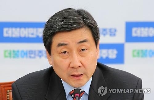 이종걸 "국정원 무차별 감청확대, 죽어도 수용못해" - 2