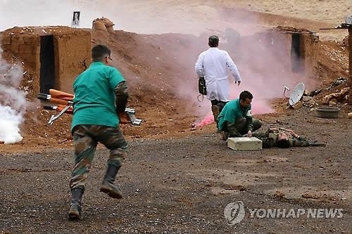 시리아 '살얼음판' 휴전 시작…"내달 7일 평화협상 재개" - 2