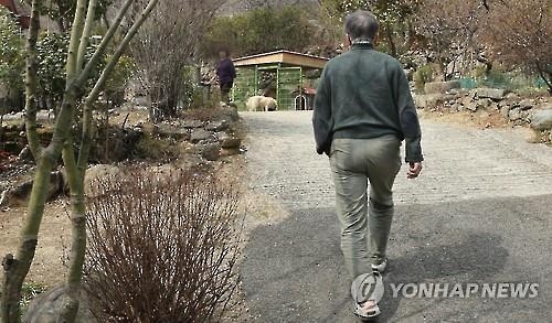 문재인, '친노 좌장' 이해찬 공천 배제에 "할 말 없다"(종합) - 6