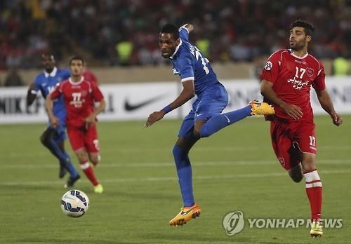'외교단절' 이란-사우디, AFC 경기 오만·UAE서 치른다 - 2