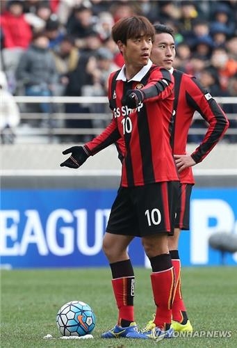 <프로축구> '시즌 3호골' 박주영 "운이 따라준 골…귀중한 승리" - 2