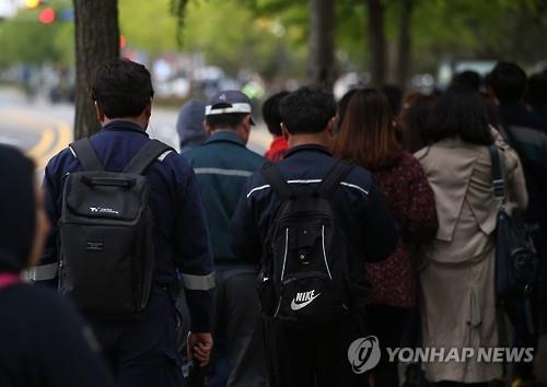 수주 절벽 현실화…조선 빅3 4월 수주 사상 첫 '0' - 4