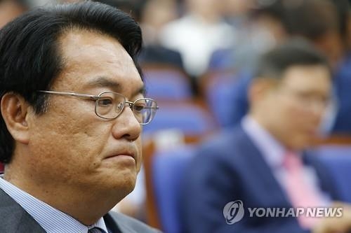 與, 모레 비대위 체제 전환…정진석號 3개월 '혁신' 험로 - 2