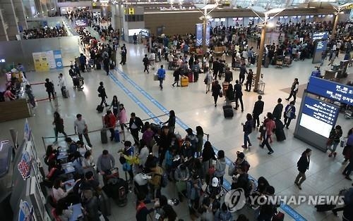 외국인관광객 평균 202만원 써…절반은 2회이상 방문 - 2
