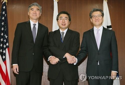 한미일 "대북 압박 통해 北태도 변화시켜야" 일치(종합) - 2