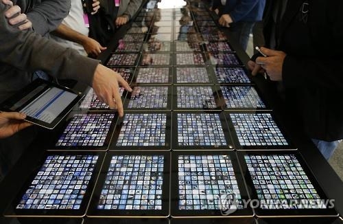 애플·구글, 수익배분시 앱개발자 몫 70%→85%로 늘린다 - 2
