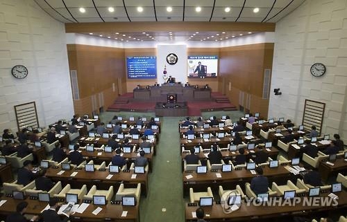 서울시의회, 전반기 마지막 정례회…"구의역 사고, 뼈깎는 반성" - 2