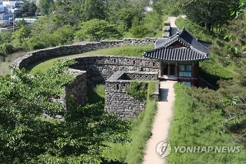 <문화유산> 역사와 자연미를 품은 고창읍성 - 6