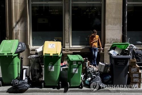 佛 유로2016 성공개최 안간힘…파업 노동자 업무복귀 명령 검토(종합) - 2