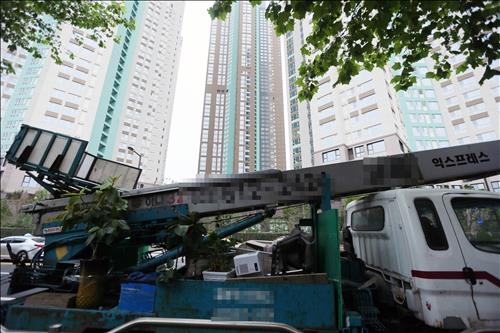 일산 최고층 주상복합 입주 날에도 준공허가 안나 '발동동' - 2