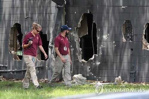 "올랜도 테러범, 흑인 살려줬다" 증언…'아프간 폭격 복수' 언급 - 3