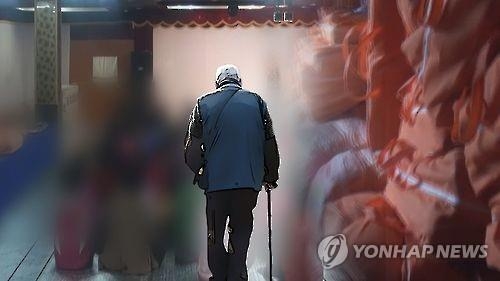 '늙은 것도 서러운데…' 노인 상대 만병통치약 사기 기승 - 2