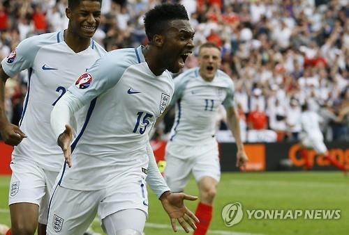 <유로2016> 반짝 웃은 '바디·스터리지'…빛바랜 베일의 '황금 왼발' - 2