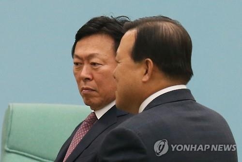 롯데도, CJ도, 효성도…김앤장으로 몰려가는 재벌들 - 2