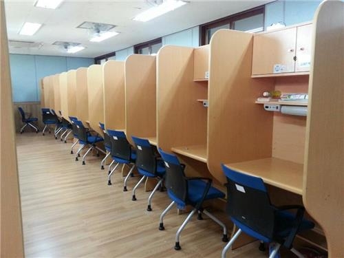'성적순 자습실 이용 없앤다' 인천교육청 차별 철폐 - 2