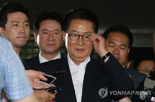 박지원, 4년만에 '뒷돈' 굴레 해방…"檢조작 마지막되길" - 2