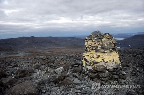 노르웨이, 핀란드에 독립 100주년 선물로 '산봉우리' 준비 - 2