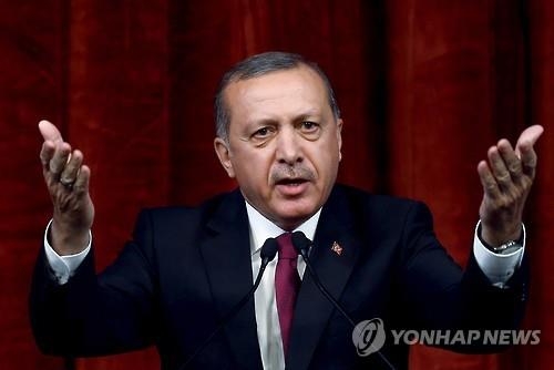 쿠데타 '미국 개입설' 놓고 美·터키 신경전 고조 - 2