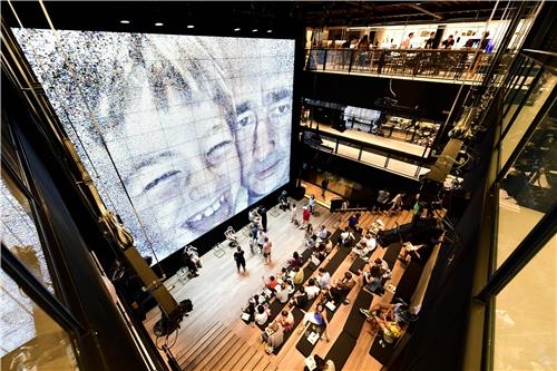 뉴욕 옛 육류창고에 개관한 삼성전자 마케팅 센터 - 2