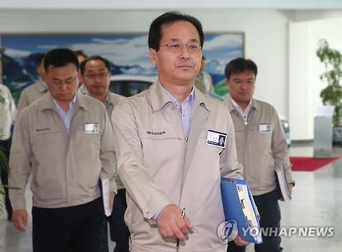 '임금피크제' 늪에 발목 잡힌 현대차 임금협상 - 2