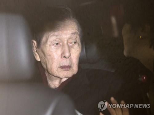 유경,유원정,유원실업…"로열패밀리 '족보' 숙지는 필수" - 2