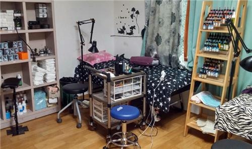 외국인 상대 불법 문신 시술 베트남인 2명 덜미 - 2