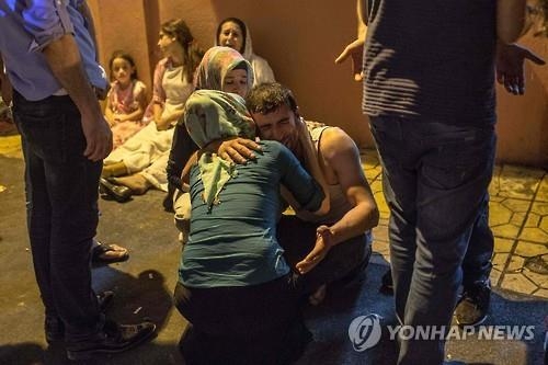 푸틴, 터키 결혼식장 테러참사 에르도안에 애도 전문 - 2