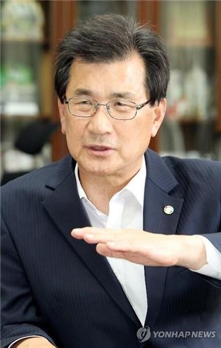 이시종 지사 "법주사 전향적"…속리산 문화재 관람료 폐지되나 - 2